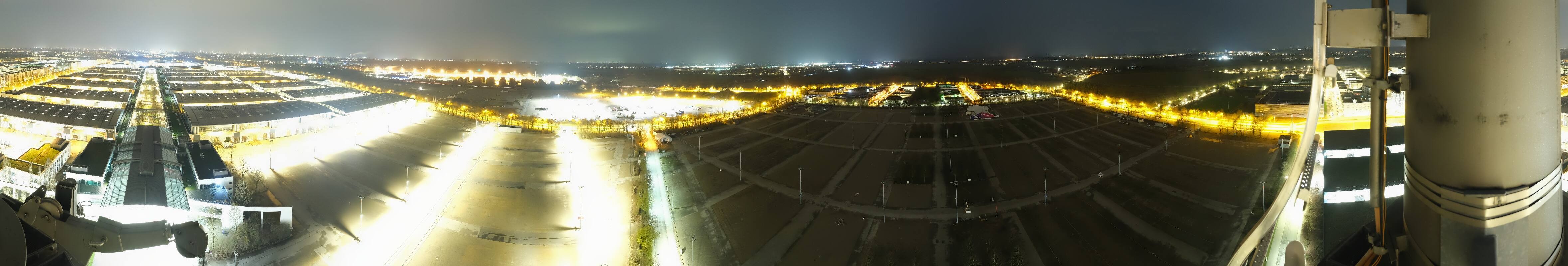 Archiv Foto Webcam München: Messeturm Riem (Messestadt Ost)