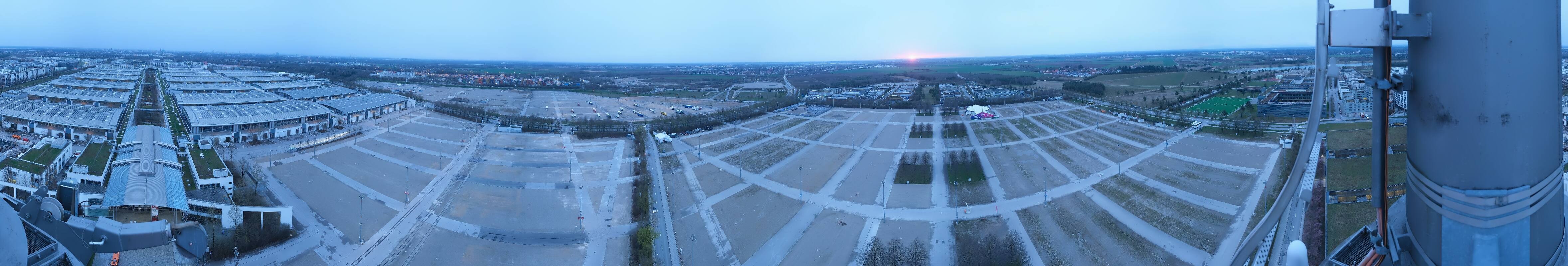 Archiv Foto Webcam München: Messeturm Riem (Messestadt Ost)