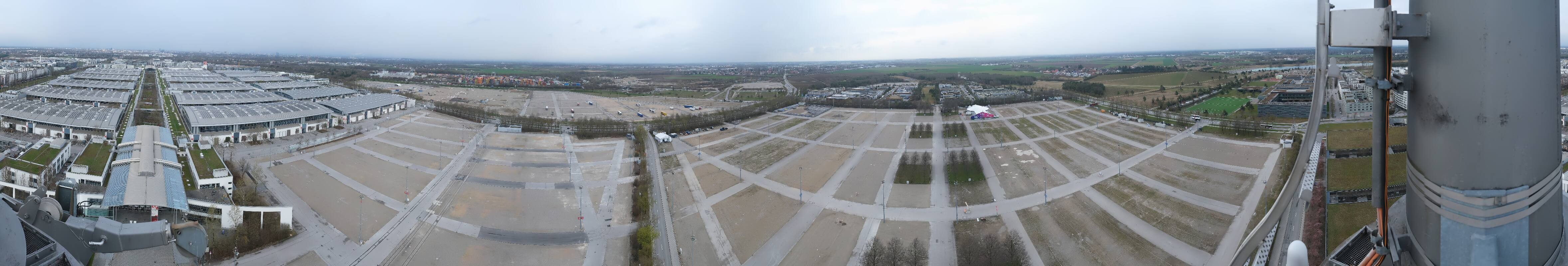 Archiv Foto Webcam München: Messeturm Riem (Messestadt Ost)