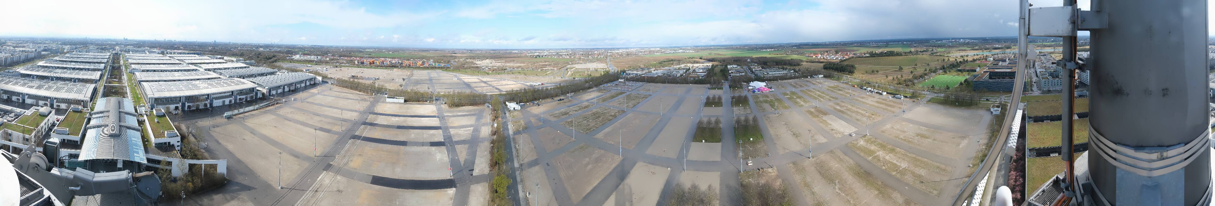 Archiv Foto Webcam München: Messeturm Riem (Messestadt Ost)