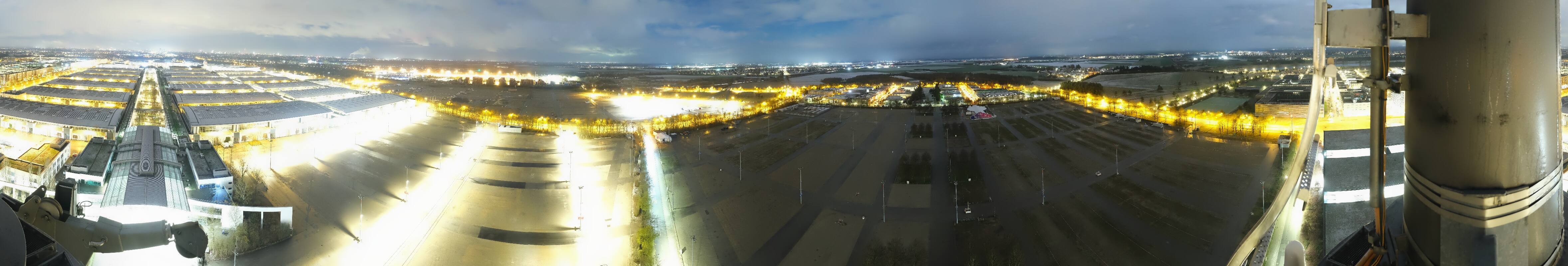Archiv Foto Webcam München: Messeturm Riem (Messestadt Ost)