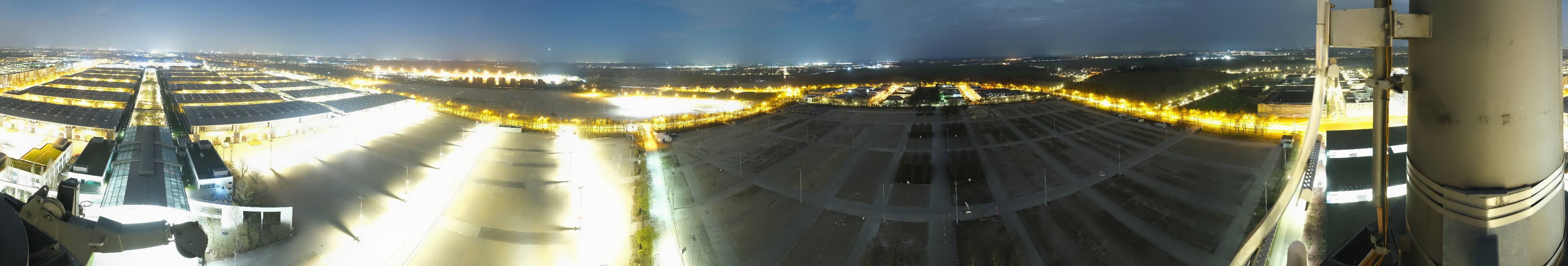 Archiv Foto Webcam München: Messeturm Riem (Messestadt Ost)