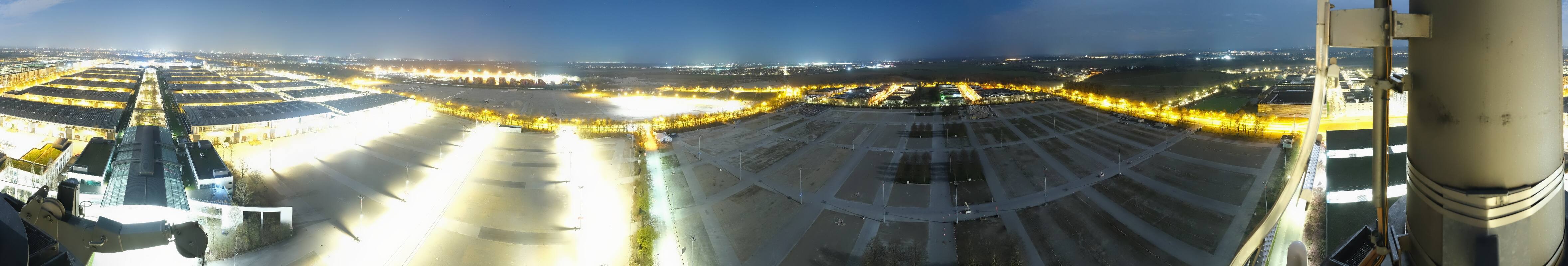 Archiv Foto Webcam München: Messeturm Riem (Messestadt Ost)