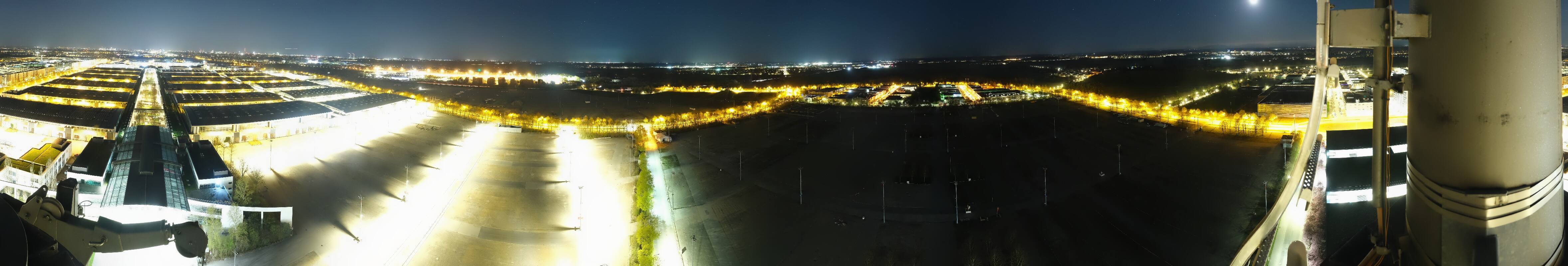 Archived image Webcam Munich: Messe München Riem
