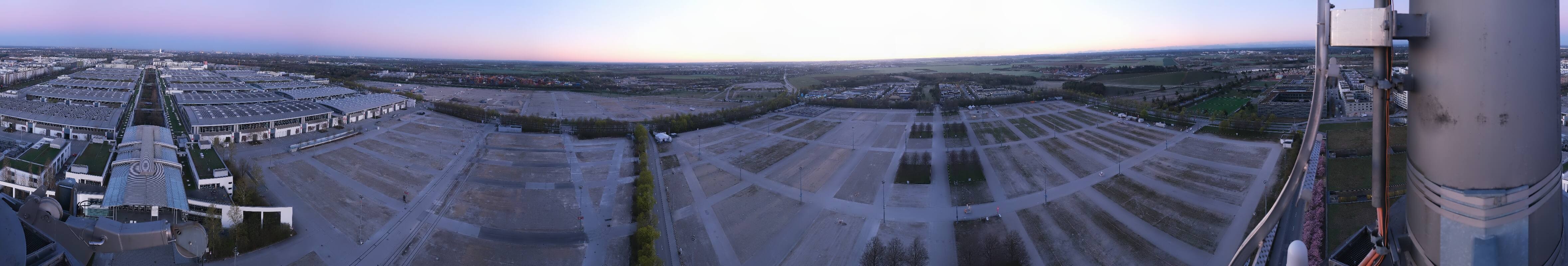 Archived image Webcam Munich: Messe München Riem