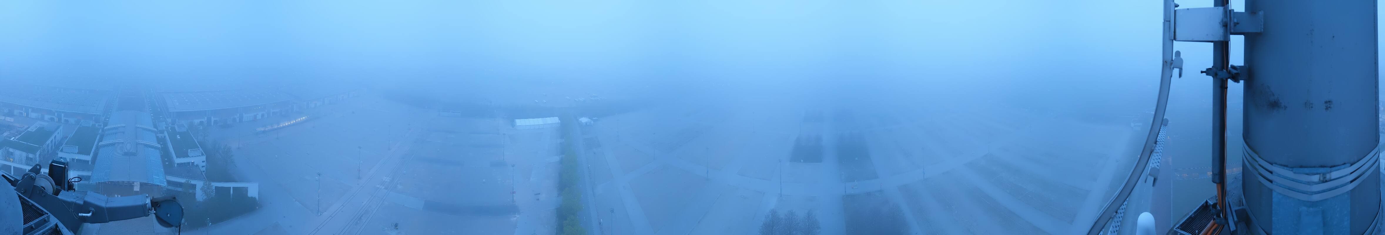 Archived image Webcam Munich: Messe München Riem