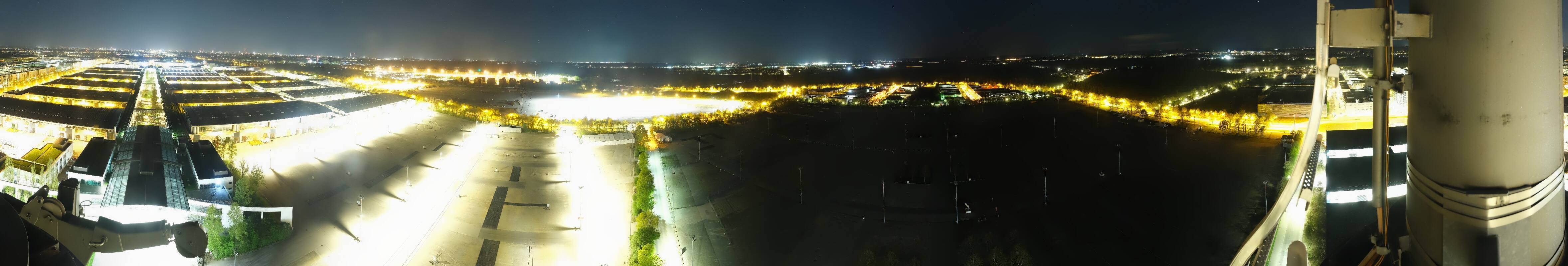 Archiv Foto Webcam München: Messeturm Riem (Messestadt Ost)