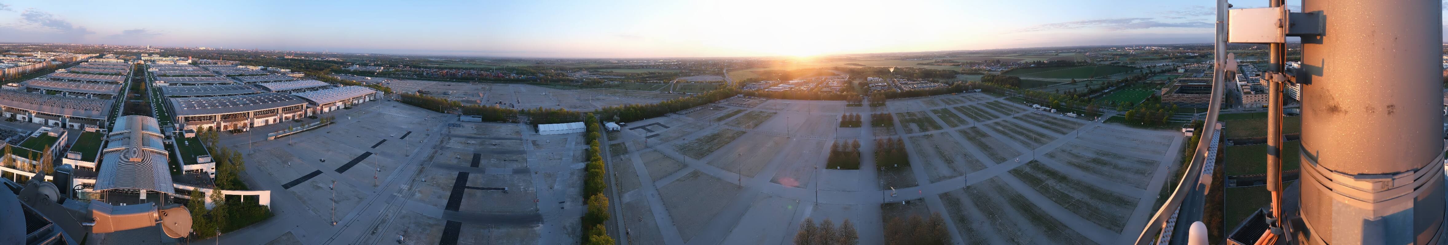 Archiv Foto Webcam München: Messeturm Riem (Messestadt Ost)