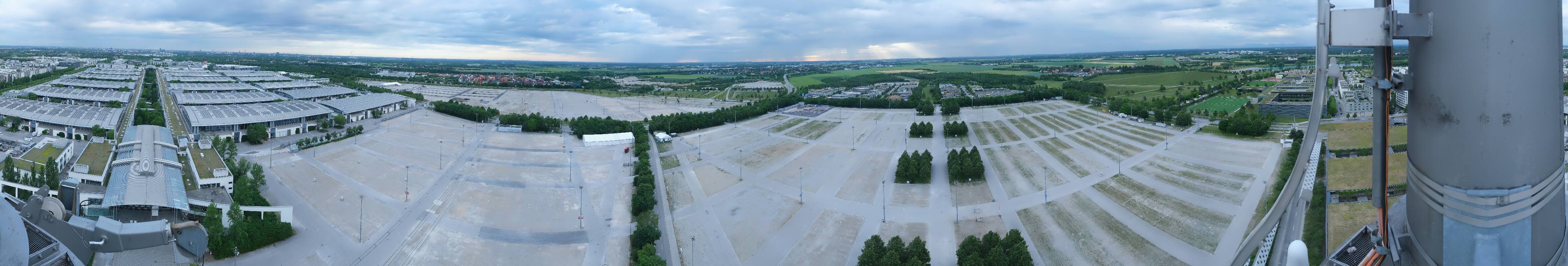 Archiv Foto Webcam München: Messeturm Riem (Messestadt Ost)