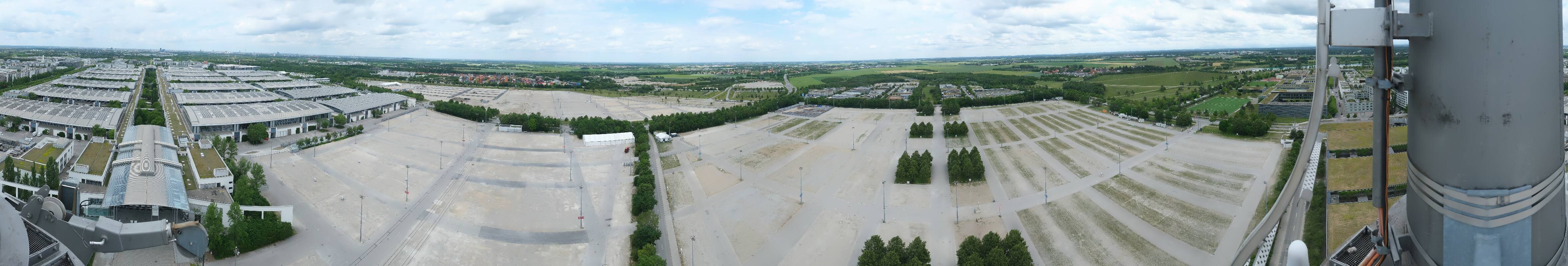 Archiv Foto Webcam München: Messeturm Riem (Messestadt Ost)
