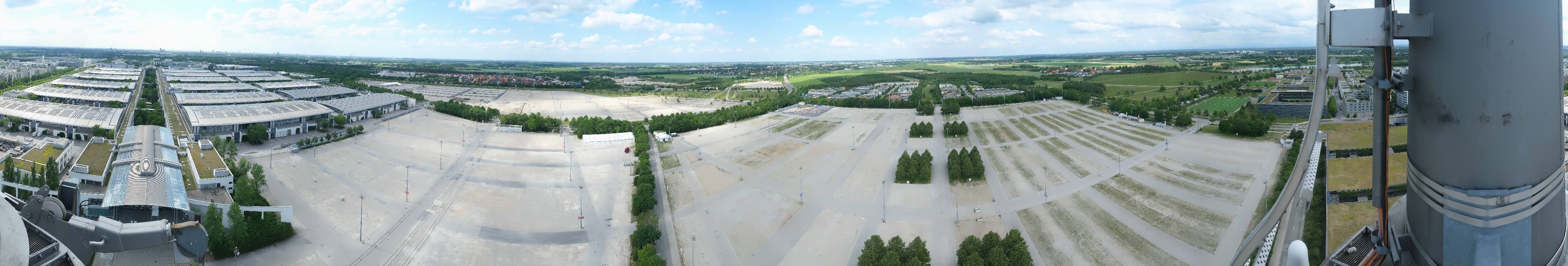 Archiv Foto Webcam München: Messeturm Riem (Messestadt Ost)