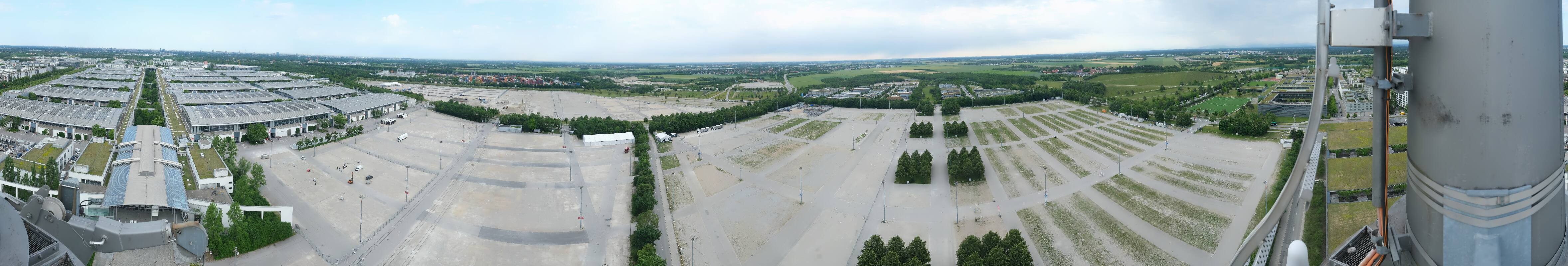 Archiv Foto Webcam München: Messeturm Riem (Messestadt Ost)