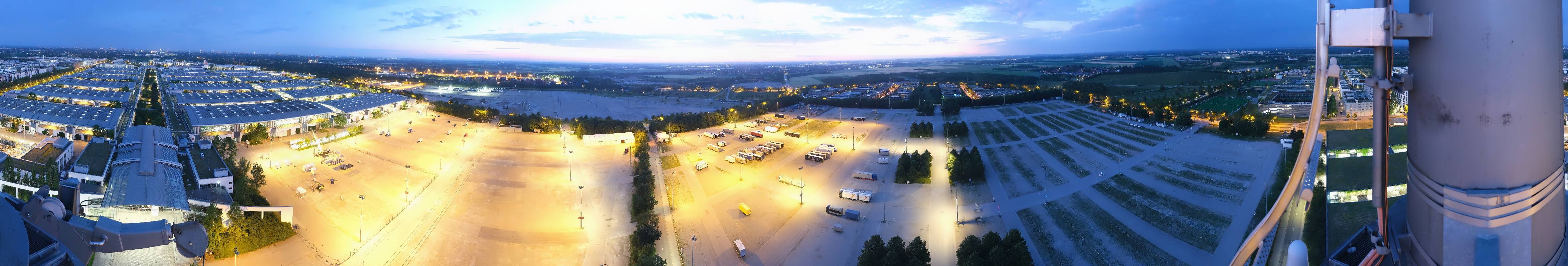 Archiv Foto Webcam München: Messeturm Riem (Messestadt Ost)