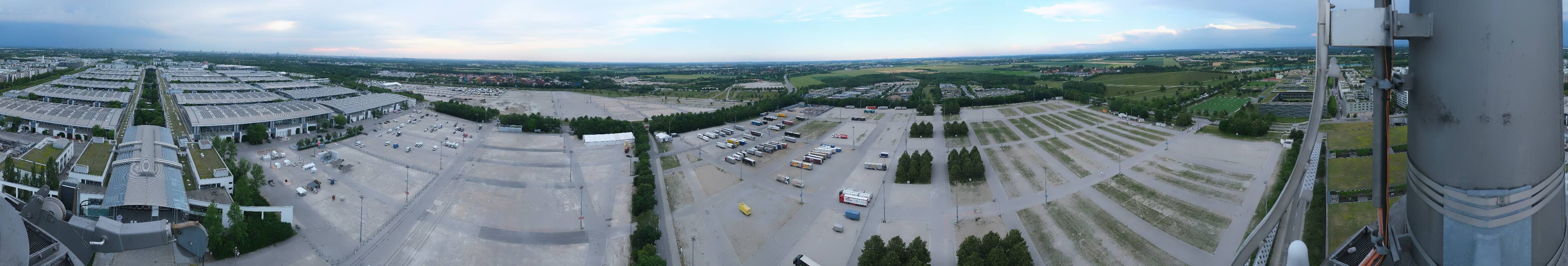 Archiv Foto Webcam München: Messeturm Riem (Messestadt Ost)