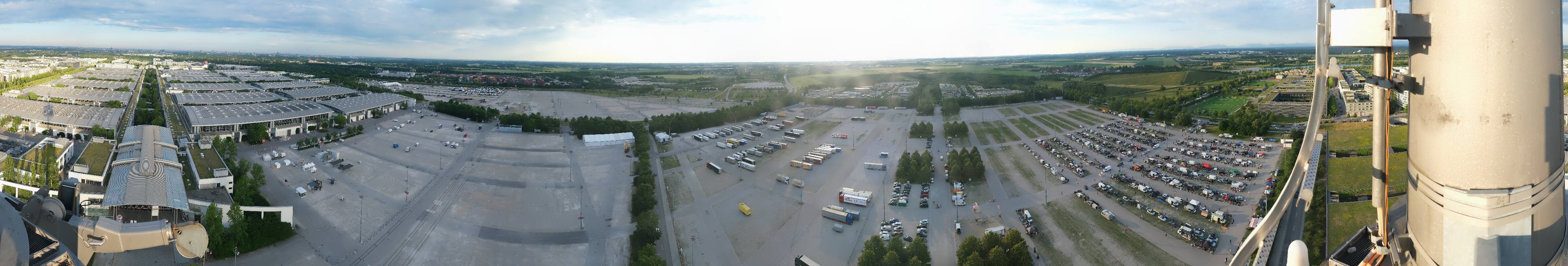 Archived image Webcam Munich: Messe München Riem