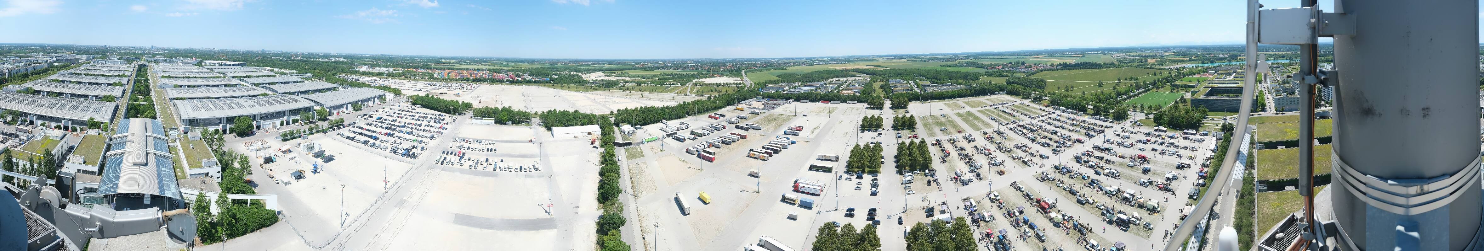 Archived image Webcam Munich: Messe München Riem