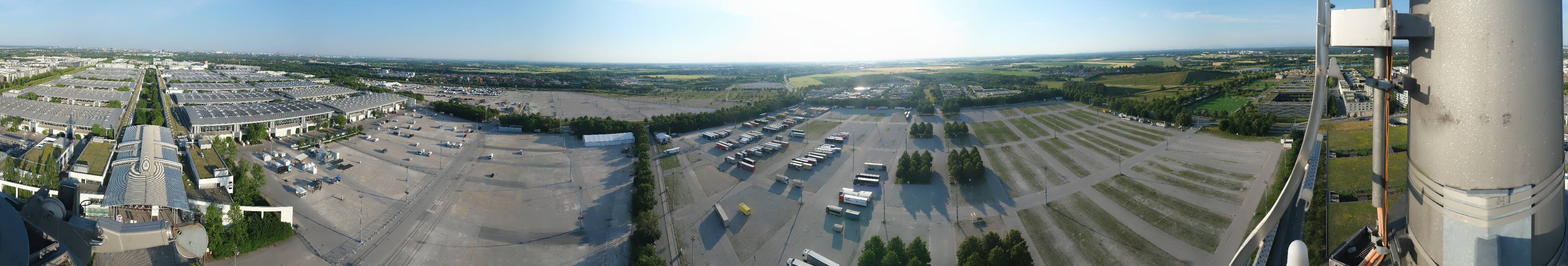 Archiv Foto Webcam München: Messeturm Riem (Messestadt Ost)