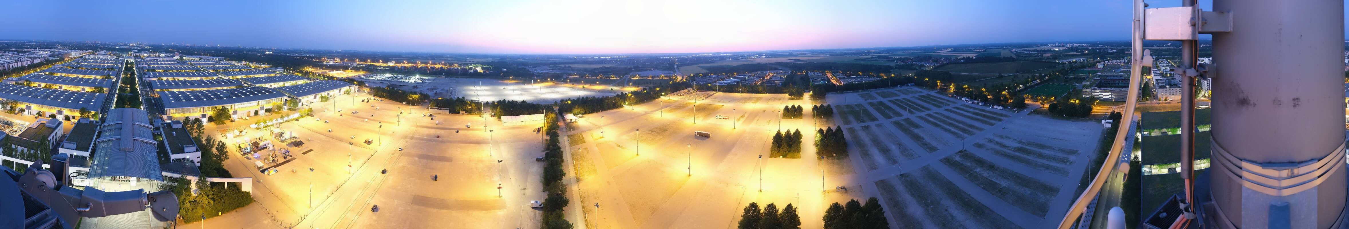 Archiv Foto Webcam München: Messeturm Riem (Messestadt Ost)
