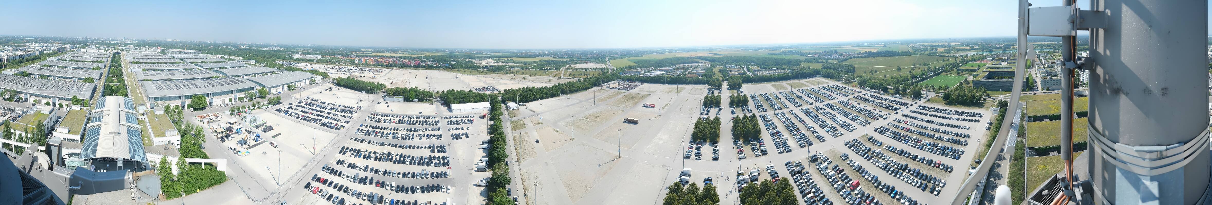 Archiv Foto Webcam München: Messeturm Riem (Messestadt Ost)