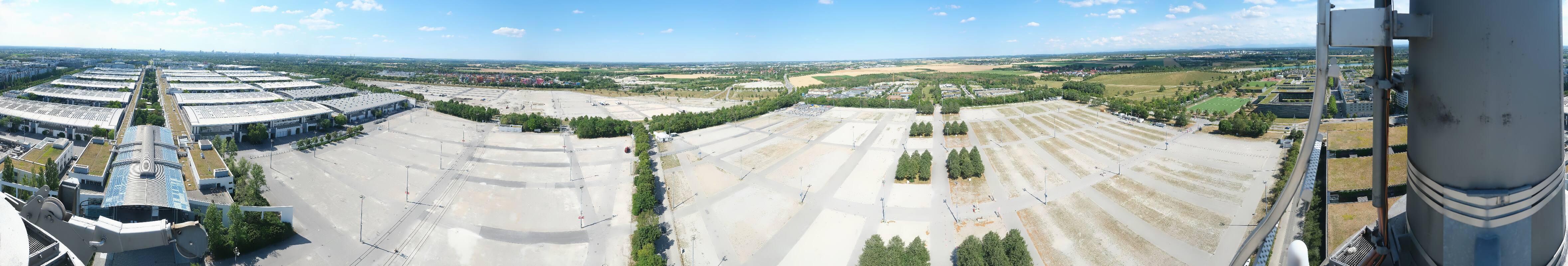 Archiv Foto Webcam München: Messeturm Riem (Messestadt Ost)