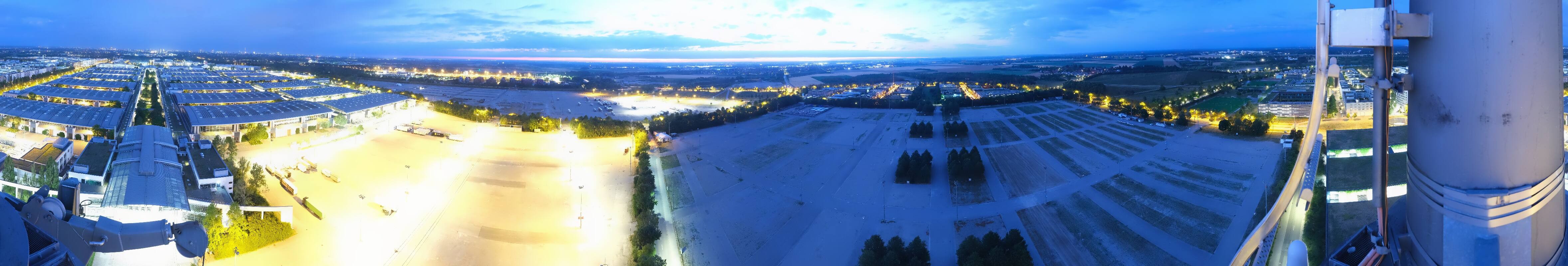 Archiv Foto Webcam München: Messeturm Riem (Messestadt Ost)