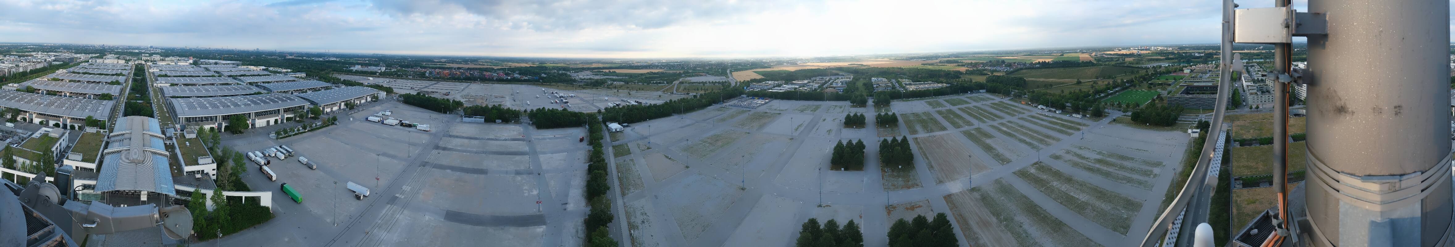 Archiv Foto Webcam München: Messeturm Riem (Messestadt Ost)