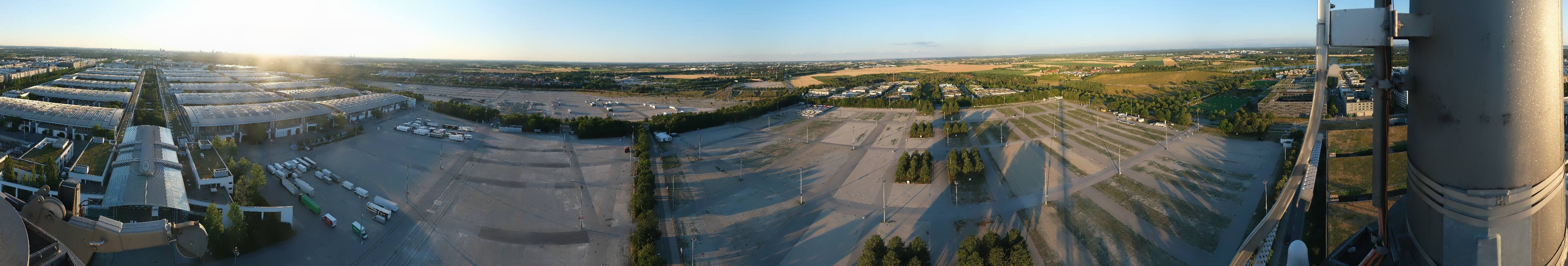 Archiv Foto Webcam München: Messeturm Riem (Messestadt Ost)