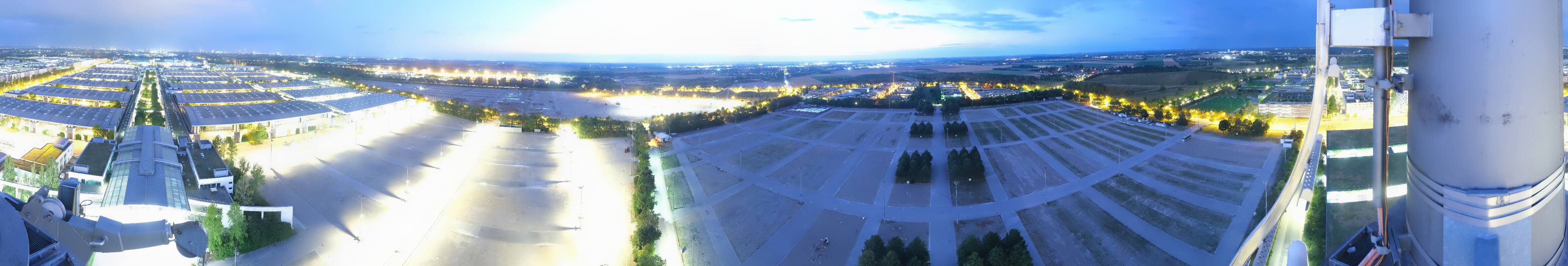 Archived image Webcam Munich: Messe München Riem