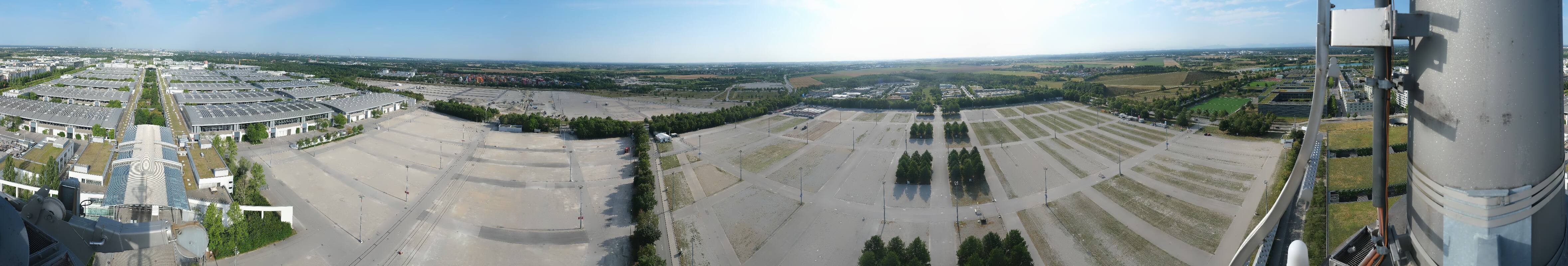 Archiv Foto Webcam München: Messeturm Riem (Messestadt Ost)