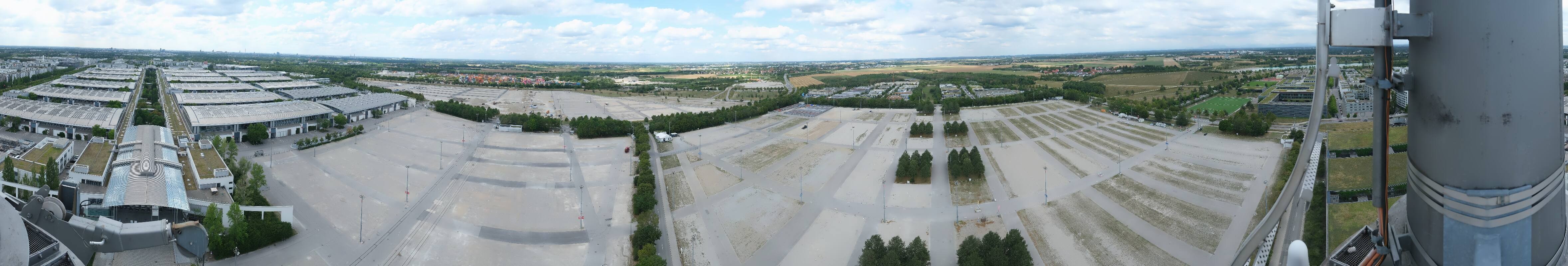 Archiv Foto Webcam München: Messeturm Riem (Messestadt Ost)