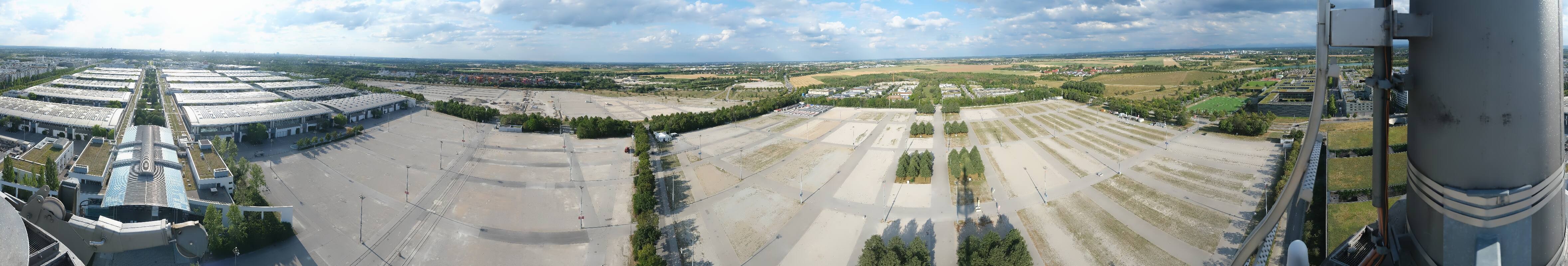 Archiv Foto Webcam München: Messeturm Riem (Messestadt Ost)