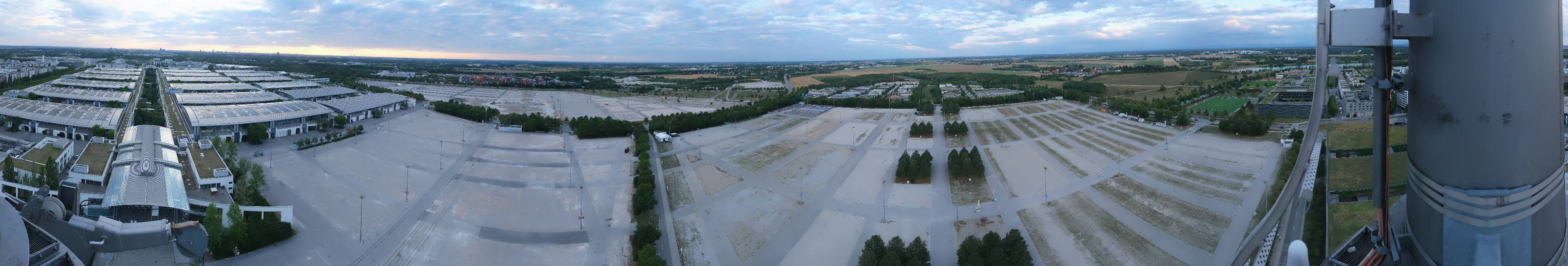 Archiv Foto Webcam München: Messeturm Riem (Messestadt Ost)