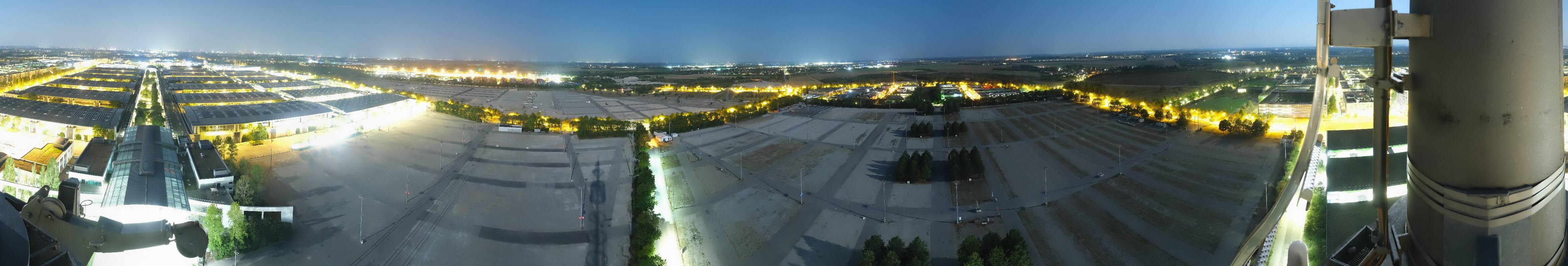 Archiv Foto Webcam München: Messeturm Riem (Messestadt Ost)