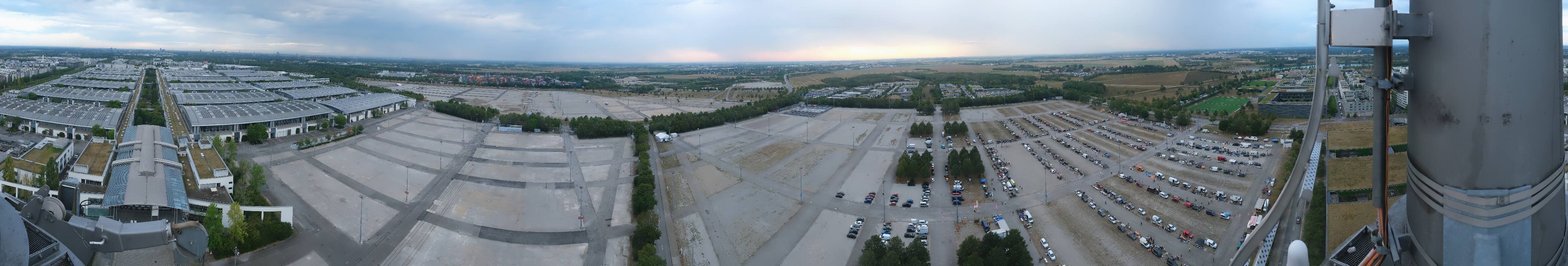 Archiv Foto Webcam München: Messeturm Riem (Messestadt Ost)