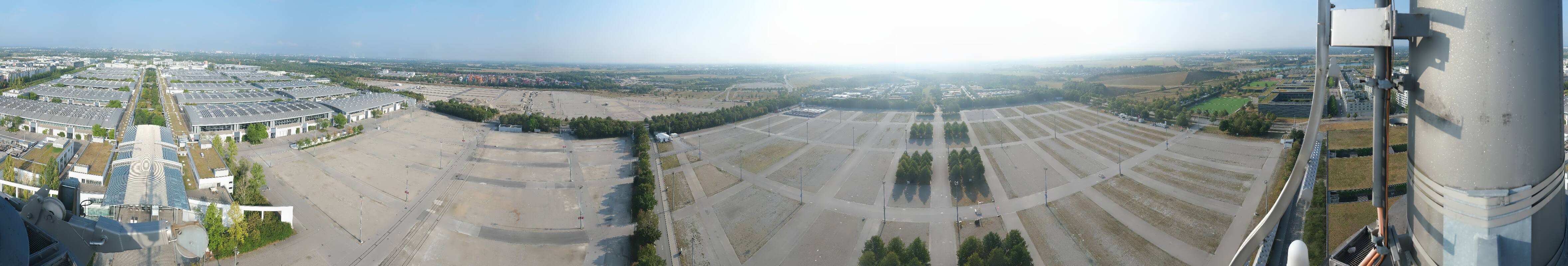 Archiv Foto Webcam München: Messeturm Riem (Messestadt Ost)