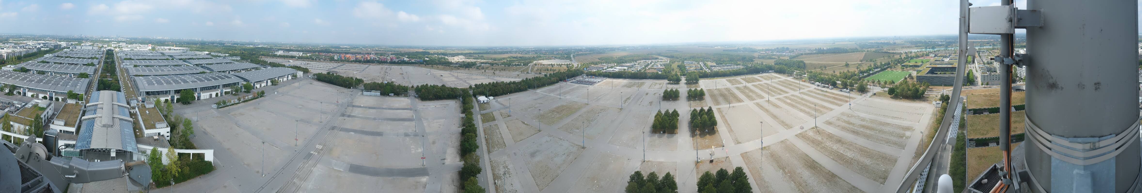 Archiv Foto Webcam München: Messeturm Riem (Messestadt Ost)