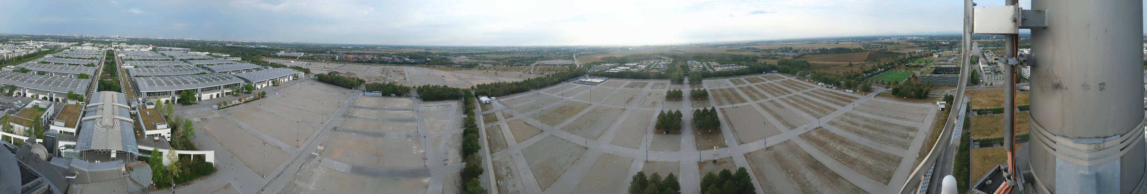 Archiv Foto Webcam München: Messeturm Riem (Messestadt Ost)
