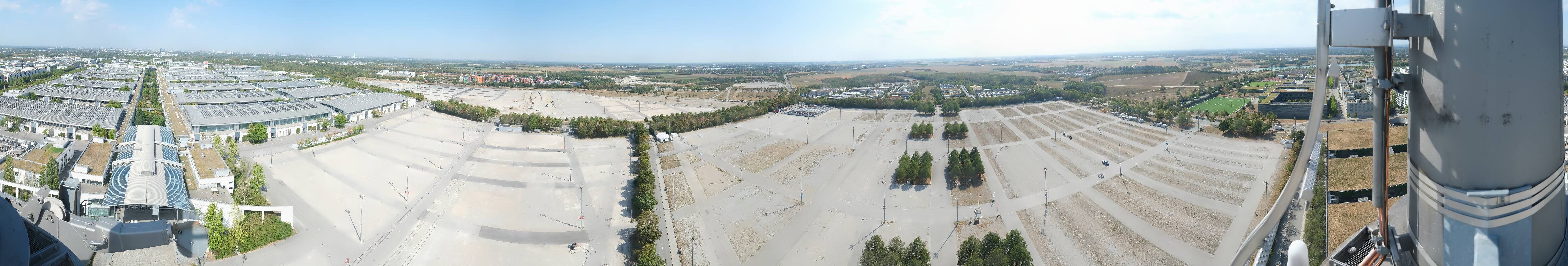Archiv Foto Webcam München: Messeturm Riem (Messestadt Ost)