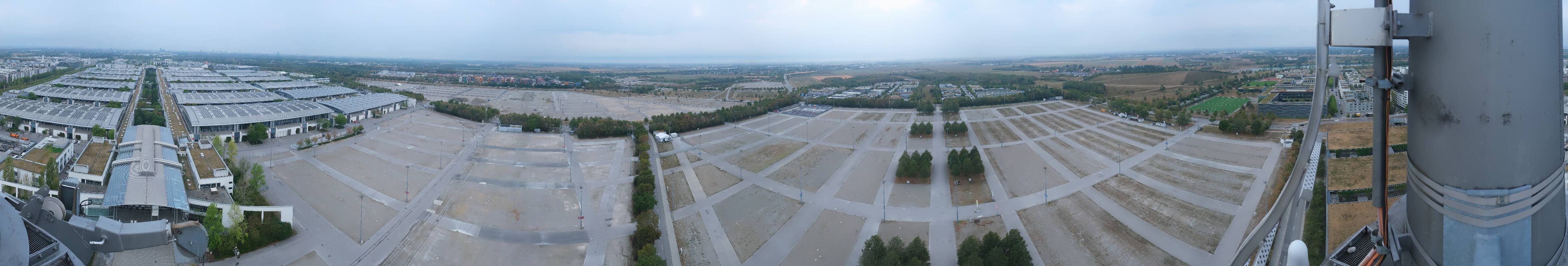 Archiv Foto Webcam München: Messeturm Riem (Messestadt Ost)