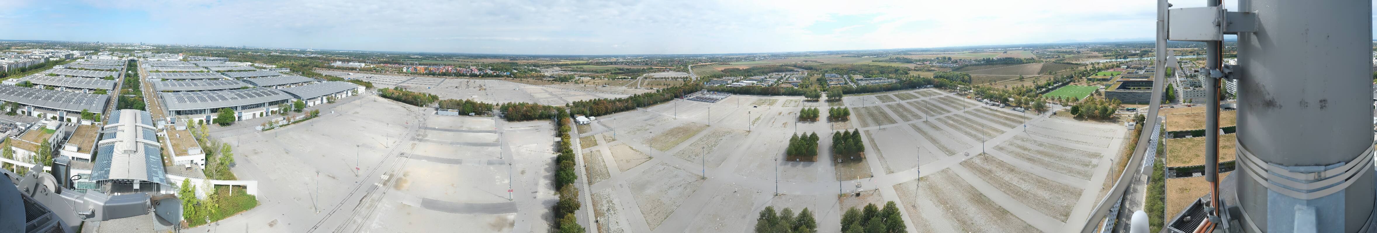 Archiv Foto Webcam München: Messeturm Riem (Messestadt Ost)