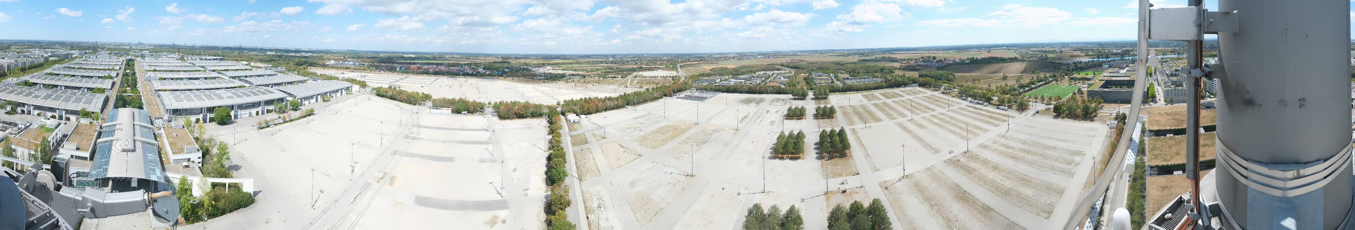 Archiv Foto Webcam München: Messeturm Riem (Messestadt Ost)