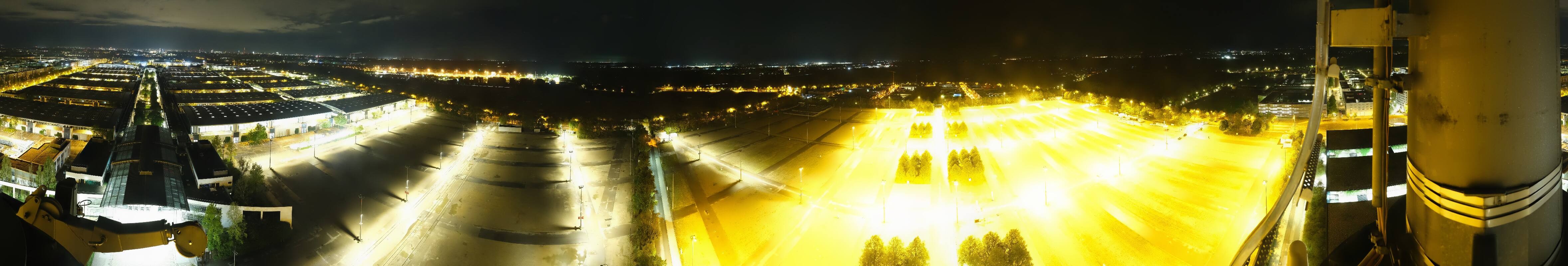 Archiv Foto Webcam München: Messeturm Riem (Messestadt Ost)