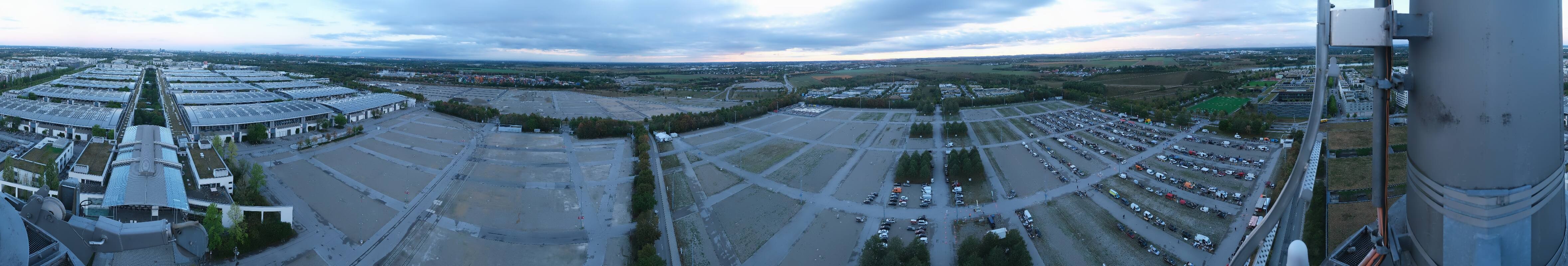 Archiv Foto Webcam München: Messeturm Riem (Messestadt Ost)