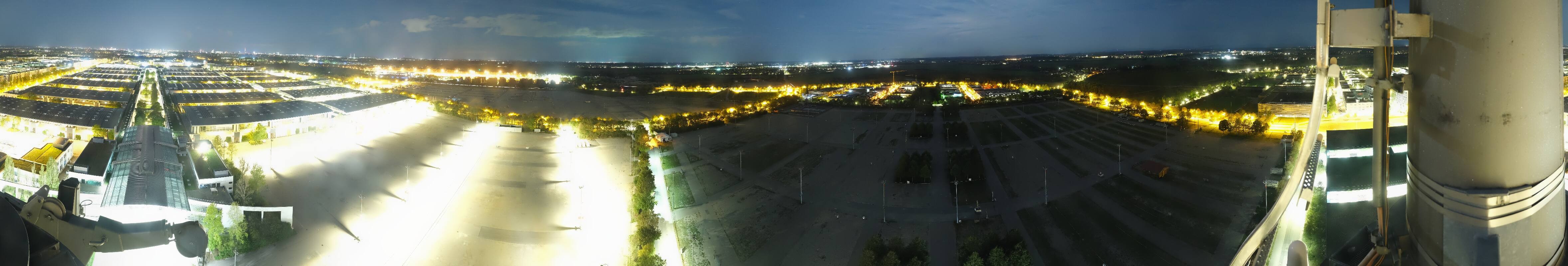 Archiv Foto Webcam München: Messeturm Riem (Messestadt Ost)