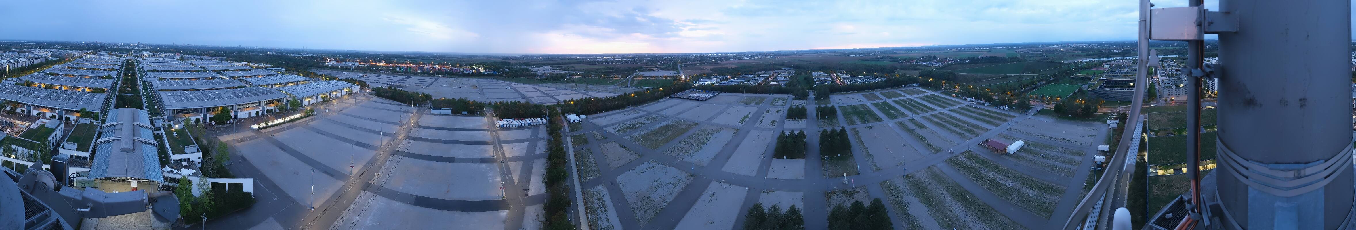 Archiv Foto Webcam München: Messeturm Riem (Messestadt Ost)