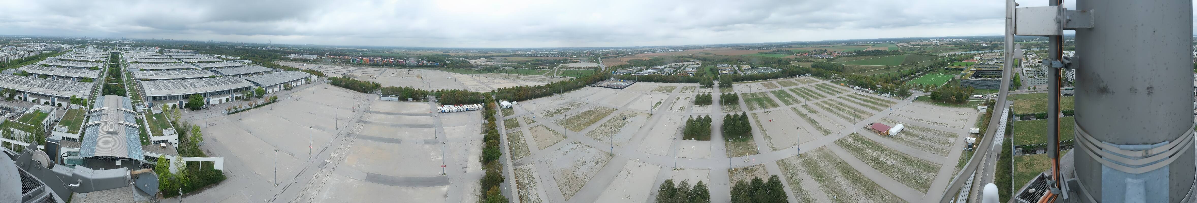 Archiv Foto Webcam München: Messeturm Riem (Messestadt Ost)