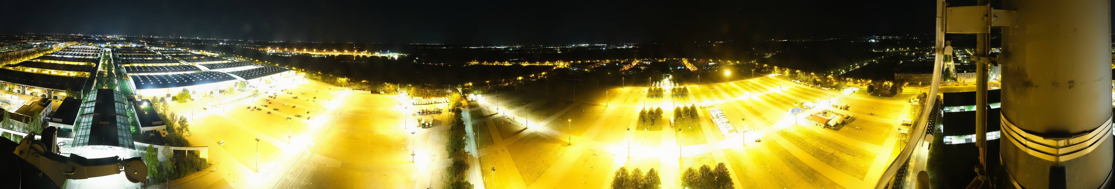 Archiv Foto Webcam München: Messeturm Riem (Messestadt Ost)