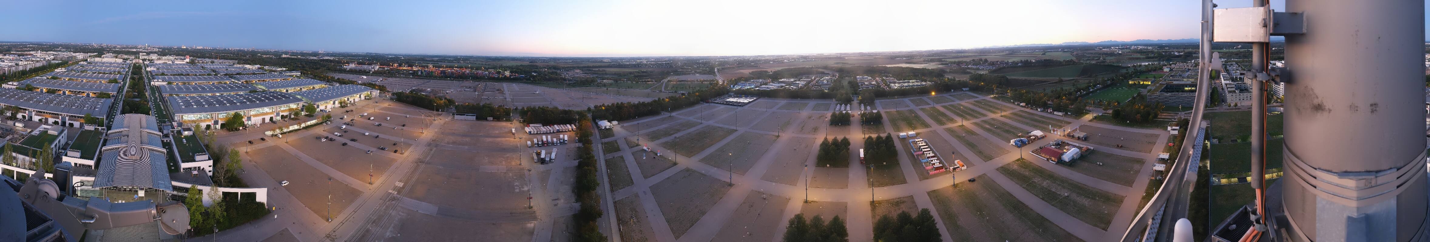 Archiv Foto Webcam München: Messeturm Riem (Messestadt Ost)