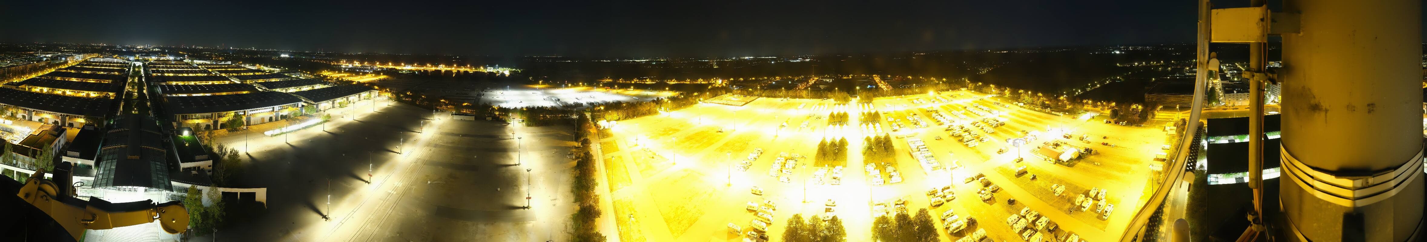 Archived image Webcam Munich: Messe München Riem