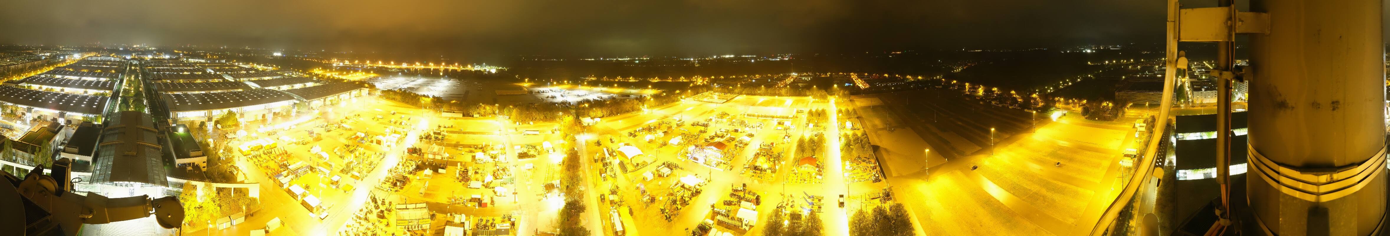Archived image Webcam Munich: Messe München Riem